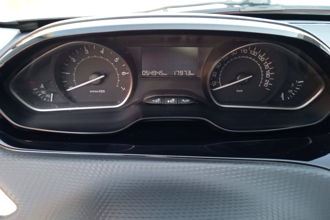 Peugeot 2008 Ηatchback 1.2  80PS