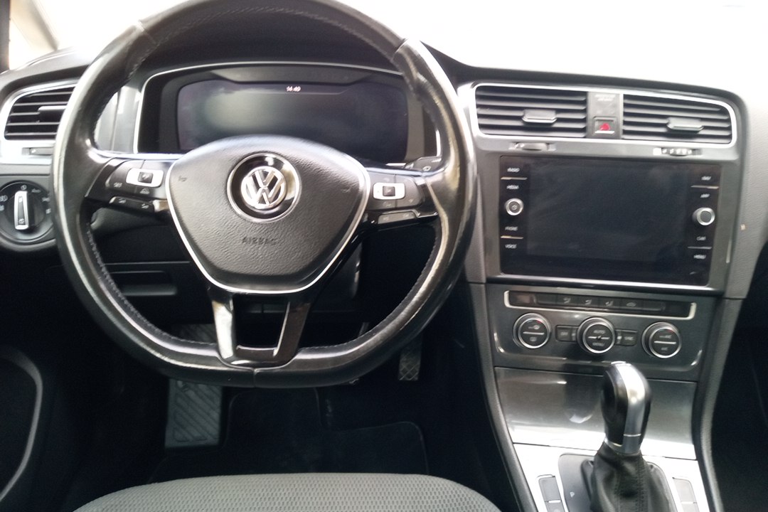 Volkswagen Golf 1.0 Hatchback 2017