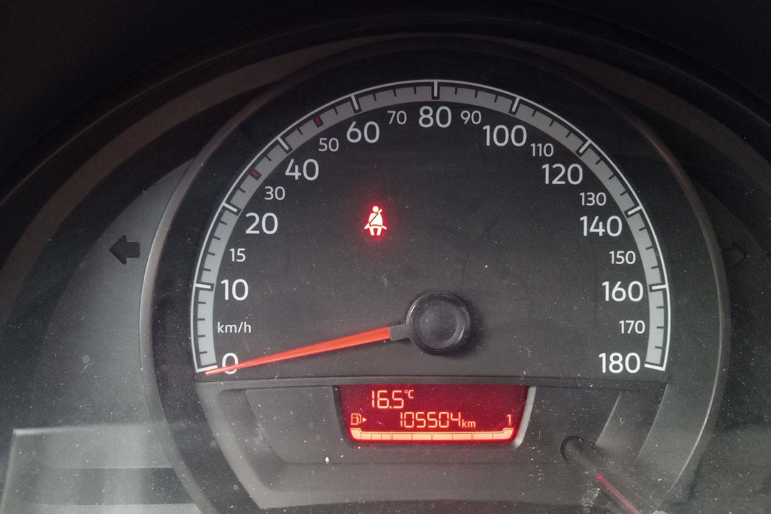 Volkswagen UP Ηatchback 1.0