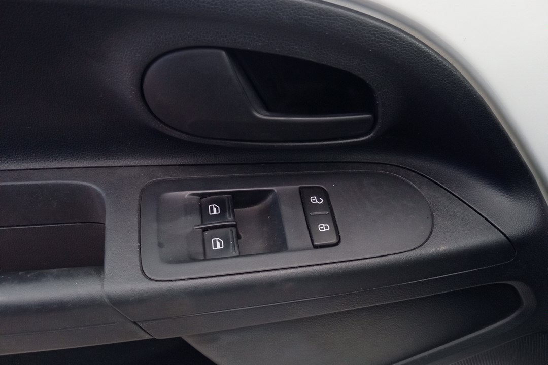 Volkswagen UP Ηatchback 1.0