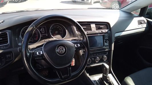 Volkswagen Golf 1.0 Hatchback 2017