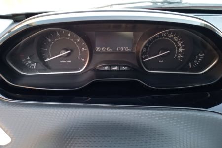 Peugeot 2008 Ηatchback 1.2  80PS