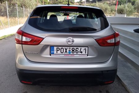Nissan Qashqai  1.2 SUV Automatic 2016