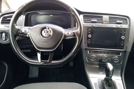 Volkswagen Golf 1.0 Hatchback 2017