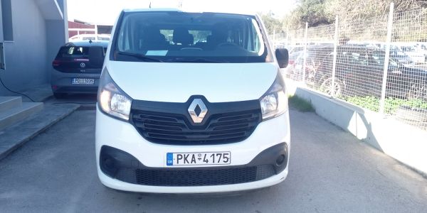 Renault Trafic Minivan 9 seater 1.6 Diesel 
