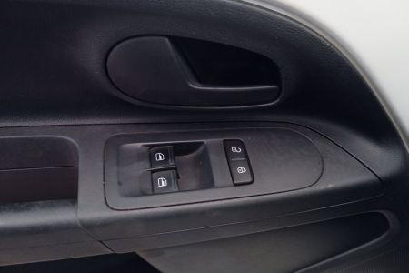 Volkswagen UP Ηatchback 1.0